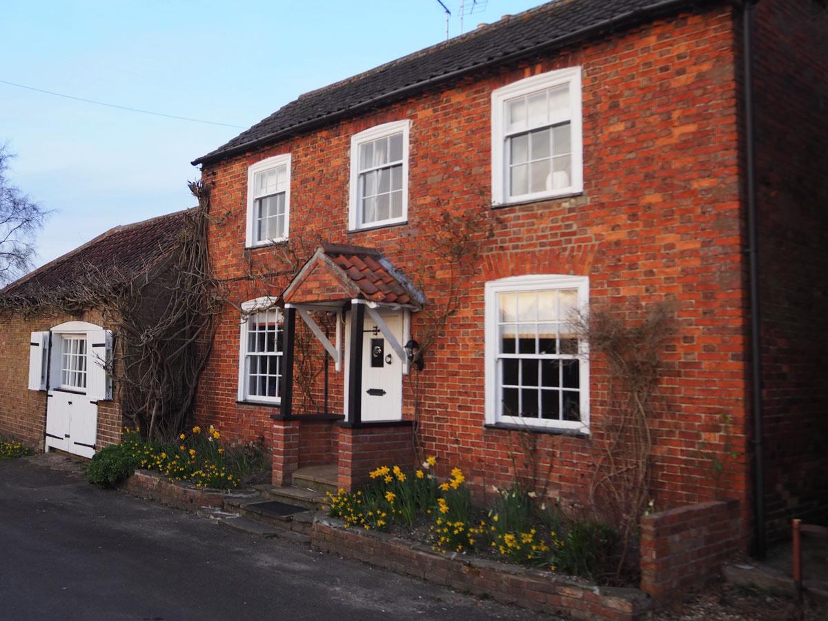 Swynford Cottage in Old Bolingbroke Hedgerow and Harbour cottages